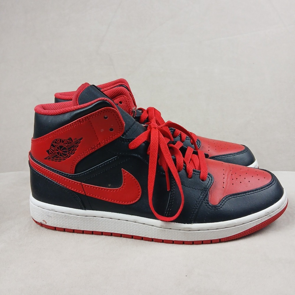 Size 10 - Jordan 1 Mid Alternate Bred